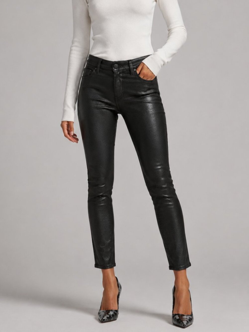 PAIGE‎ Hoxton Ankle Skinny Jean Black Fog Luxe Coating Size 28